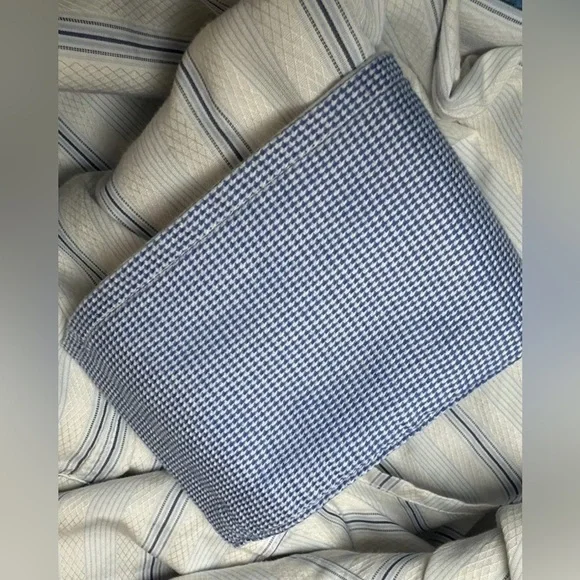 Tommy Bahama Jeans Flip Cuff Striped Button Up Shirt Men L Blue White Beach Camp - Picture 2 of 9